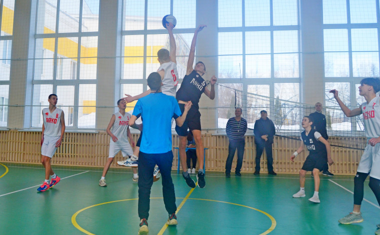 Соревнования по баскетболу ШСЛ среди юношей , посвященные памяти российских воинов, погибших в локальных войнах и военных конфликтах.