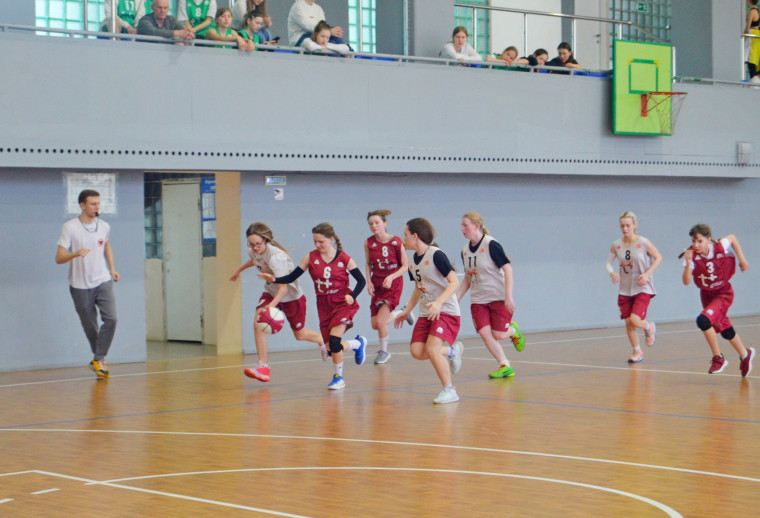 Региональный этап соревнований ШСЛ по баскетболу.